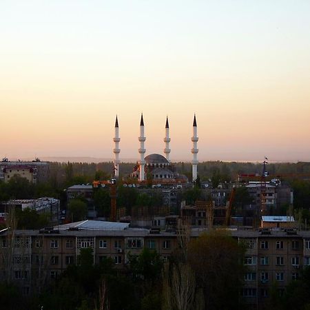 Ussr Hostel Biszkek Zewnętrze zdjęcie
